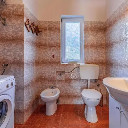 Casa Manuela - Pet Friendly With Pool * Šišan